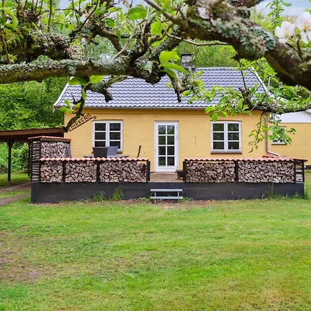 Andri - 1-5km From The Sea By Interhome *