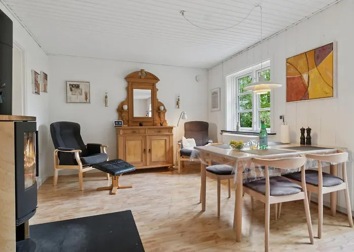 Сasa de vacaciones Andri - 1-5km From The Sea By Interhome *